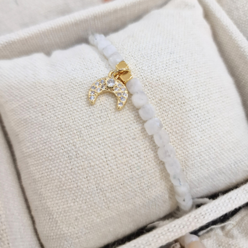 Bracelet en pierres naturelles avec chainette