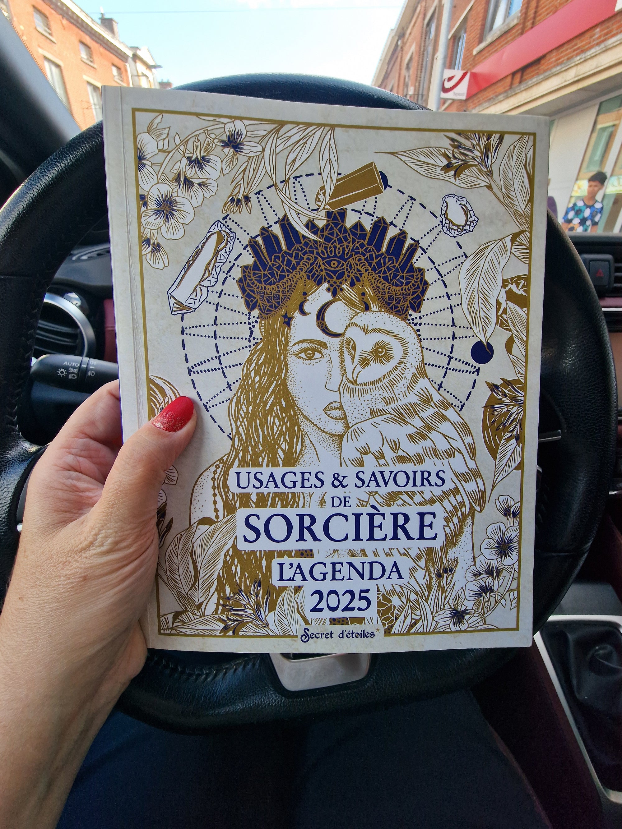 Agenda 2025 Usages et Savoirs de sorcières