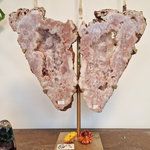 pierre-féminin-sacré