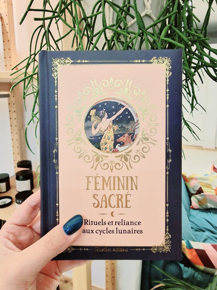 Féminin sacré: rituels et reliancs aux cycles lunaires